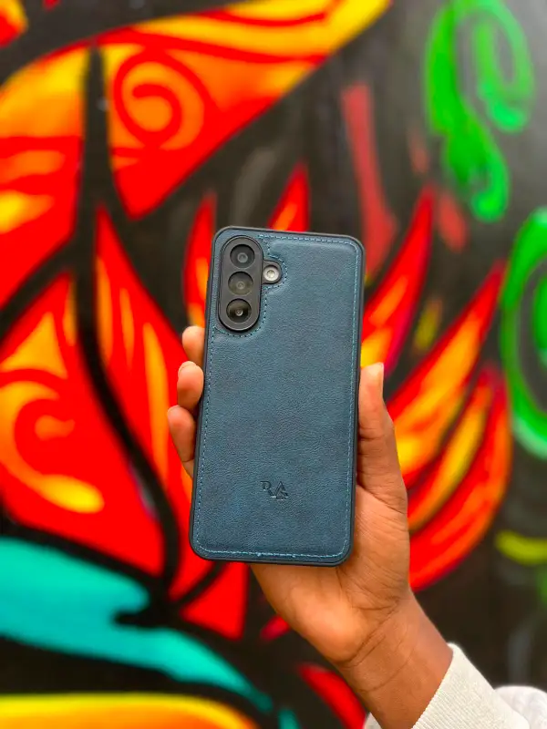 Premium Vintage Leather Case 📱✨