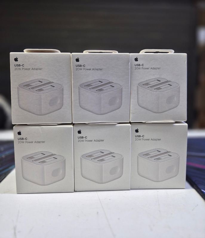 Apple 20W USB-C Fast Charger🔌⚡️