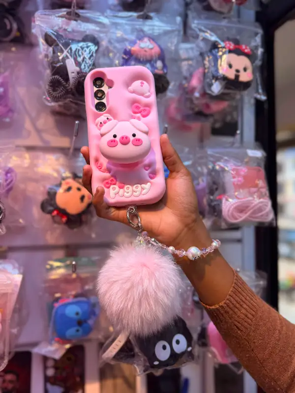 Pretty in Pink: 3D Piggy Charm Case! 💖