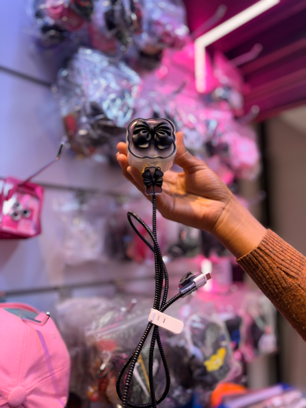 Bow Charger Protector for iPhone Chargers – Cute Protection with a Stylish Touch 🎀