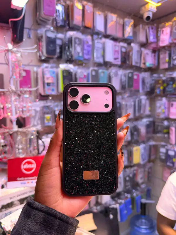 ​Luxury Rhinestone Crystal Glitter Case for iPhone 16 Pro / 16 Pro Max