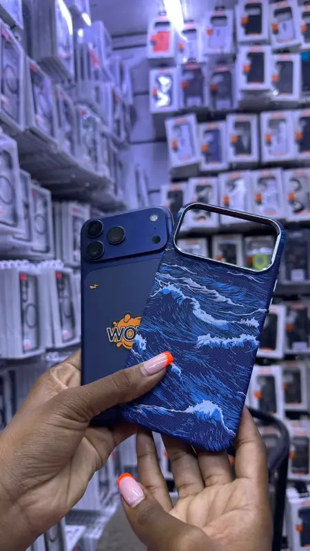 Ocean wave carbon fiber case for iPhone 17 Pro Max