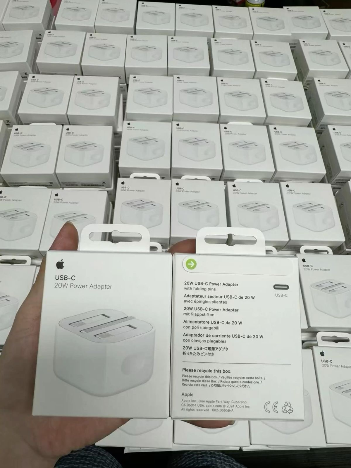 Apple 20W USB-C Power Adapter ⚡