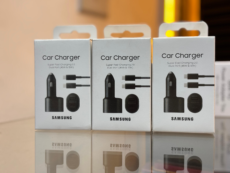 Samsung Super Fast Car Charger (45W + 15W)