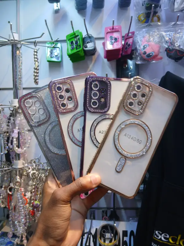 💎✨ Luxury Glitter Rhinestone MagSafe Cases ✨💖