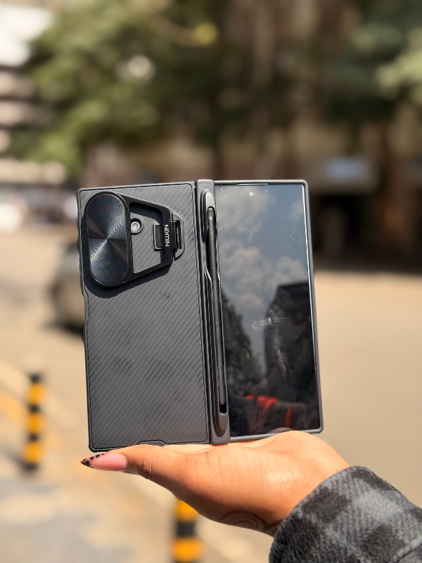 Samsung Galaxy Z Fold 5 / 6 / 7 Nillkin CamShield Pro Case with Stand😍🥰