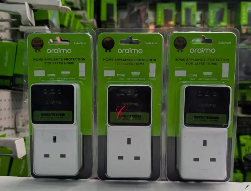 Oraimo OWS-301UU *Fridge/ TV Guard* 3250W extension, Surge & lighting shield