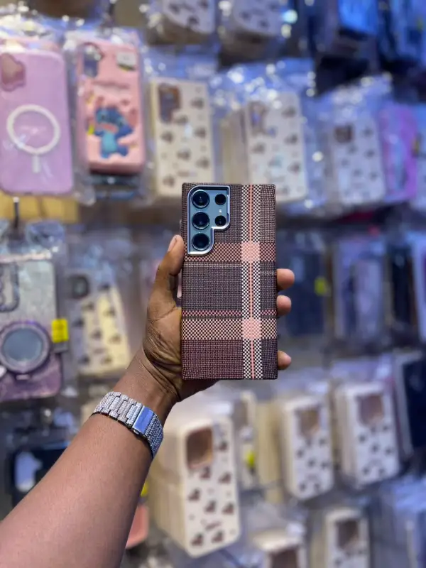 Luxury Tribal Magnetic Case 🍫🤎