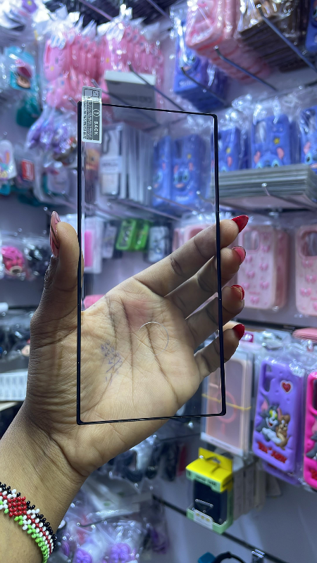 Full Glue Curved Glass Screen Protector – Premium Edge-to-Edge Protection🔥
